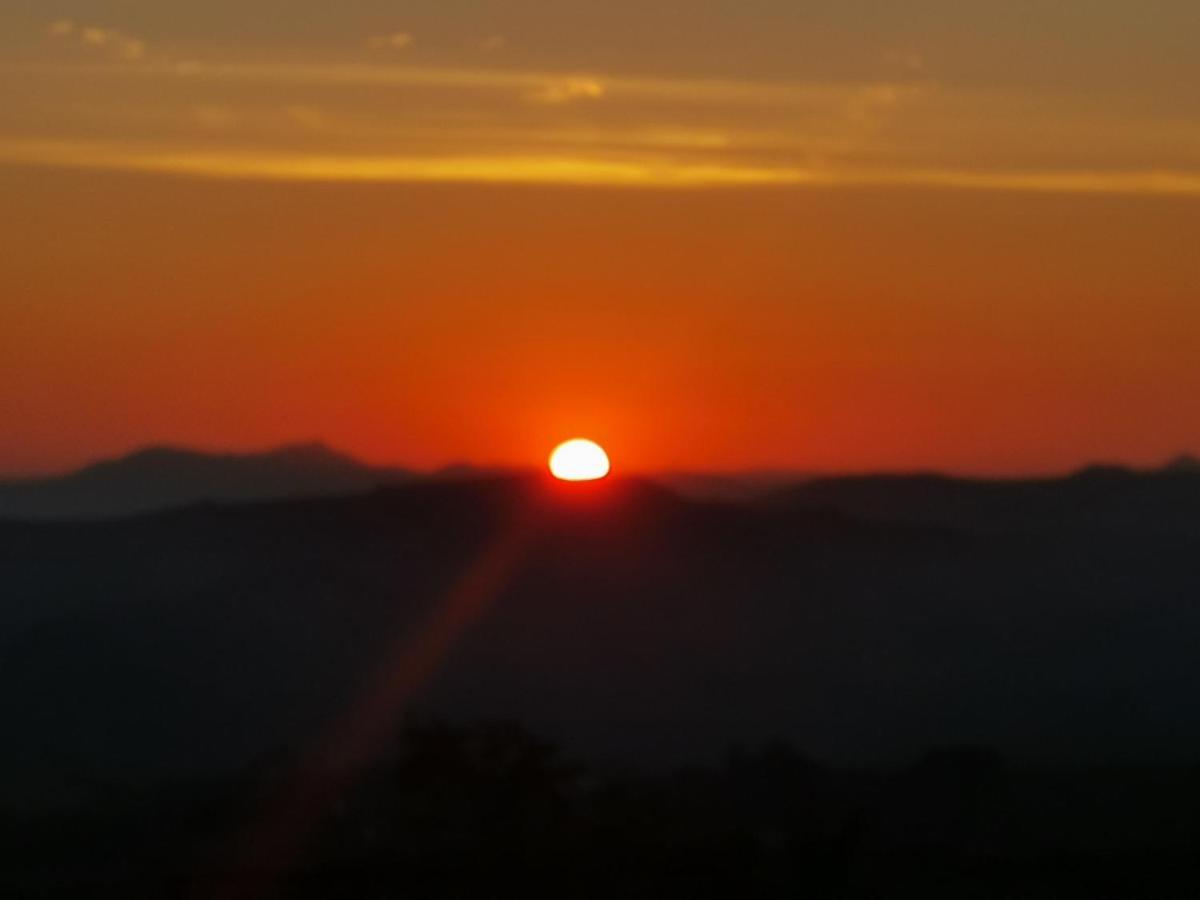 Penzion La Fattoria Dei Nonni Paterno  Exteriér fotografie